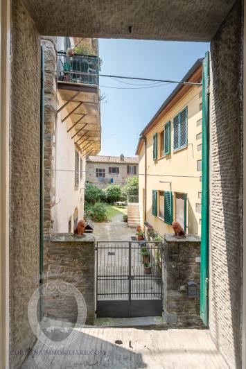 Image No.9-3 Bed Townhouse for sale