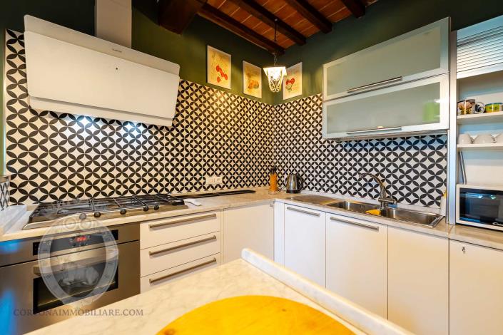 Image No.20-Ferme de 7 chambres à vendre à Cortona