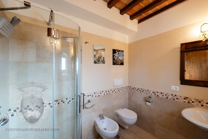 Image No.21-Ferme de 7 chambres à vendre à Cortona