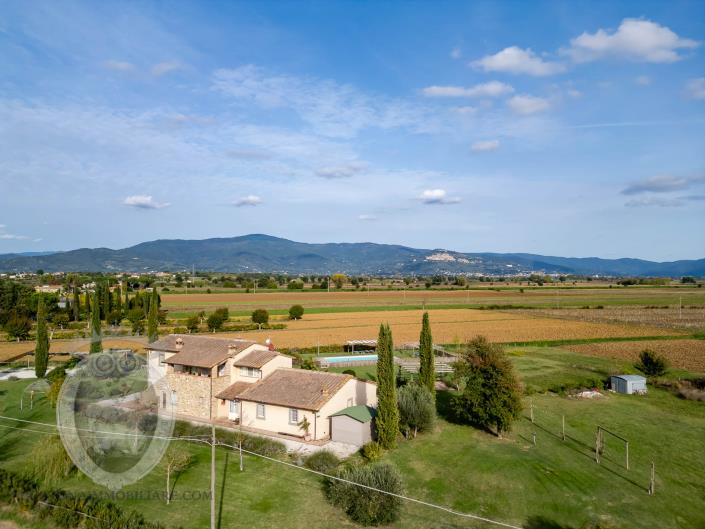 Image No.46-Ferme de 7 chambres à vendre à Cortona