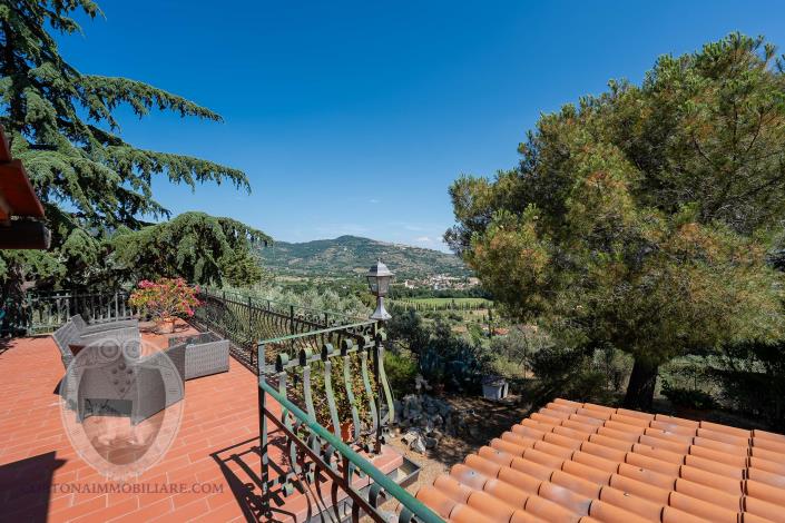 Image No.35-4 Bed Farmhouse for sale