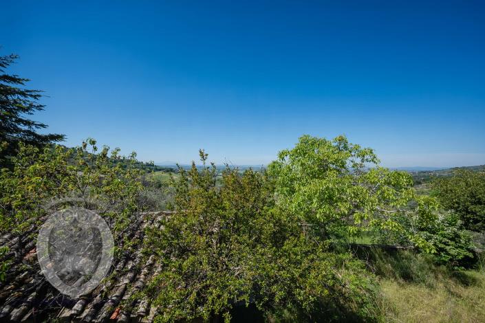 Image No.11-8 Bed Farmhouse for sale