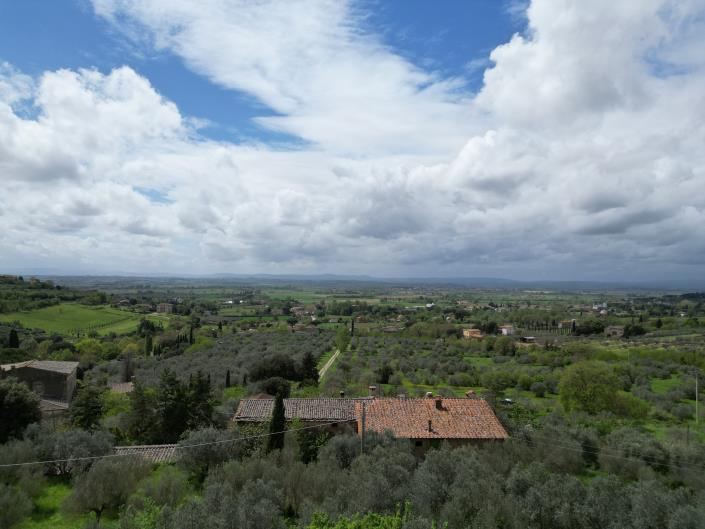 Image No.28-8 Bed Farmhouse for sale