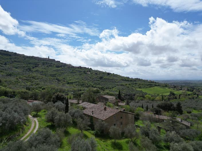 Image No.35-8 Bed Farmhouse for sale