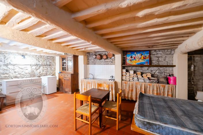 Image No.20-2 Bed Apartment for sale