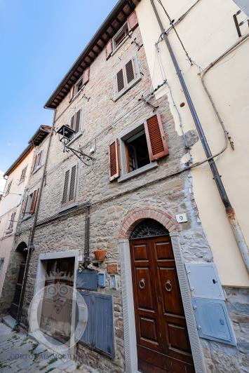 Image No.2-Maison de ville de 4 chambres à vendre à Cortona