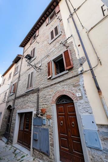 Image No.1-Maison de ville de 4 chambres à vendre à Cortona