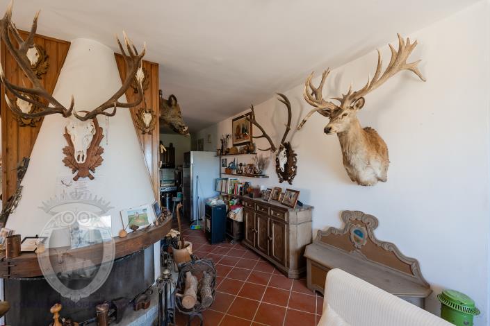 Image No.24-8 Bed Farmhouse for sale