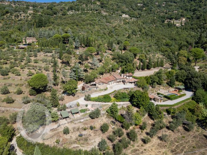 Image No.35-8 Bed Farmhouse for sale