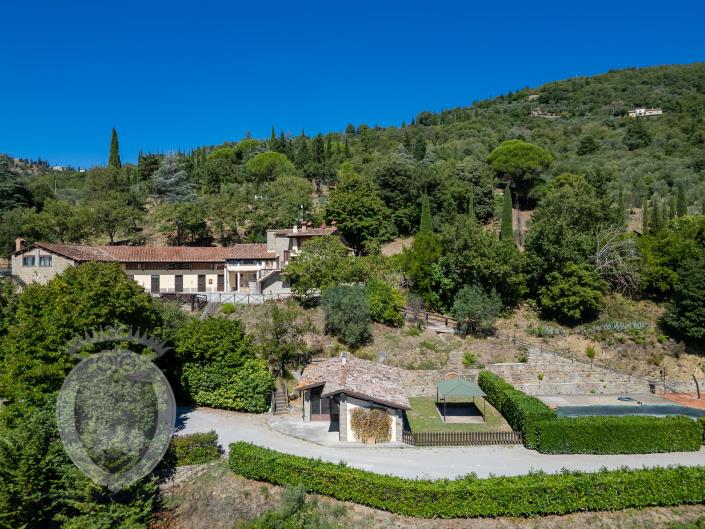 Image No.42-8 Bed Farmhouse for sale