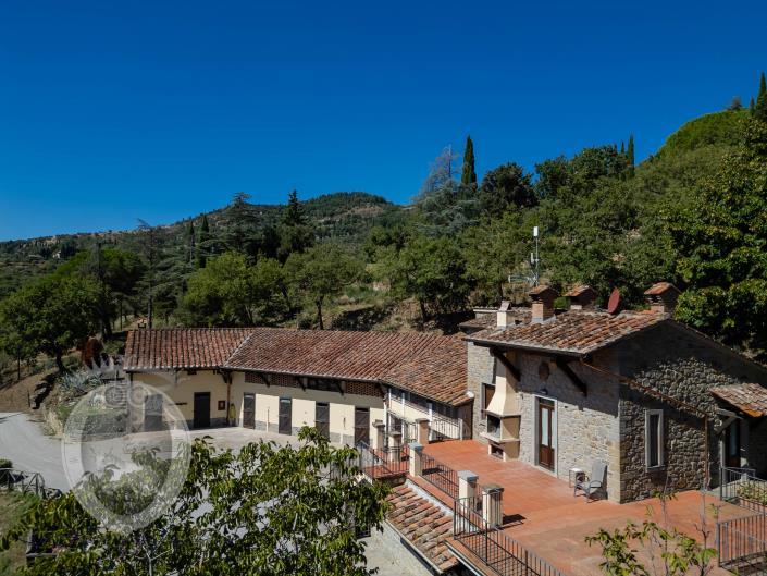 Image No.45-8 Bed Farmhouse for sale