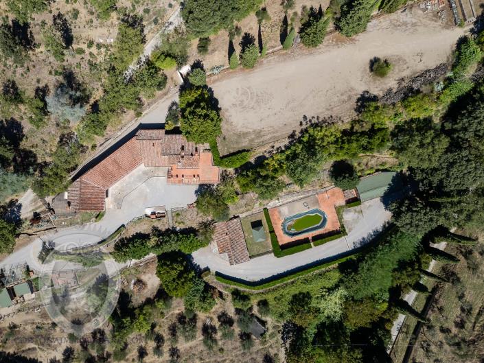 Image No.47-8 Bed Farmhouse for sale