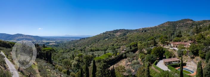 Image No.49-8 Bed Farmhouse for sale