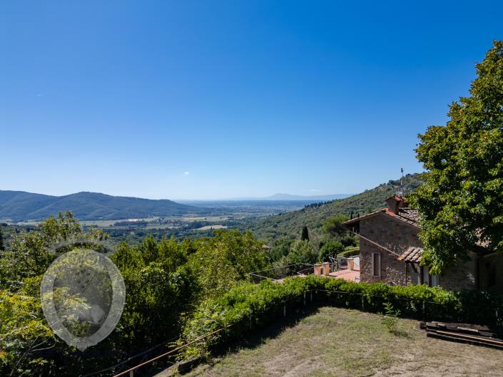 Image No.54-8 Bed Farmhouse for sale