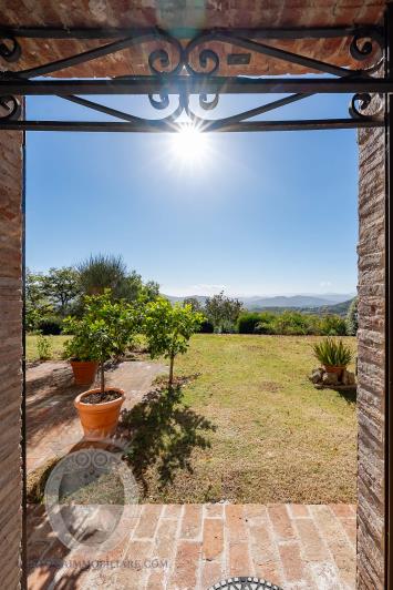 Image No.23-Ferme de 4 chambres à vendre à Corciano