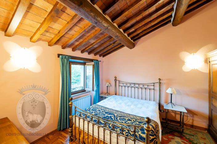 Image No.12-2 Bed Apartment for sale