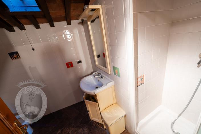 Image No.18-2 Bed Apartment for sale