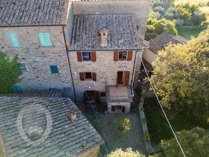 Image No.20-2 Bed Apartment for sale