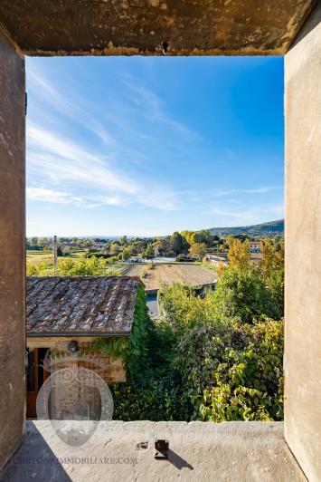 Image No.27-3 Bed Farmhouse for sale