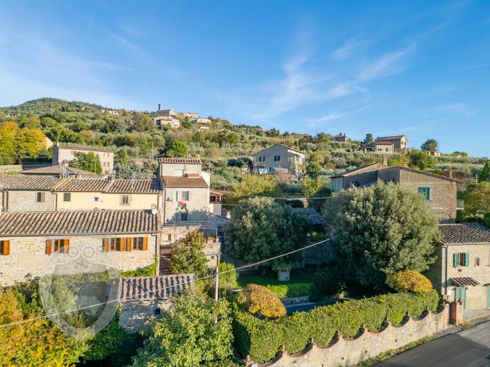 Image No.40-3 Bed Farmhouse for sale