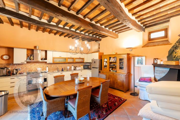 Image No.13-5 Bed Farmhouse for sale