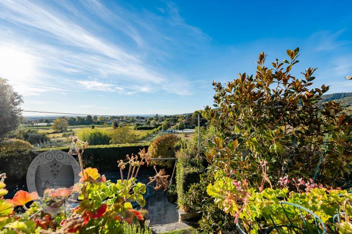 Image No.23-5 Bed Farmhouse for sale