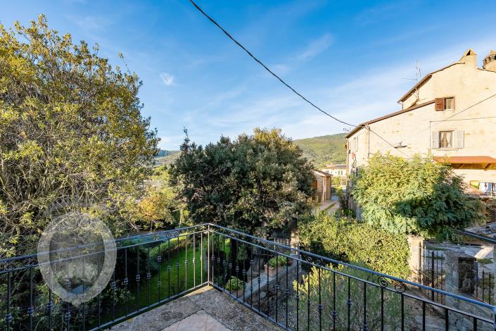 Image No.46-5 Bed Farmhouse for sale