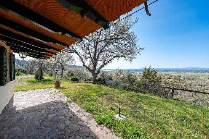 Image No.2-1 Bed Farmhouse for sale