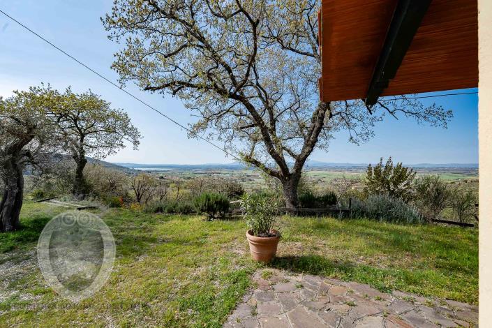 Image No.9-1 Bed Farmhouse for sale