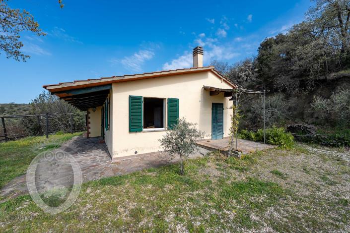 Image No.21-1 Bed Farmhouse for sale