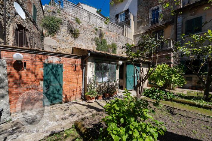 Image No.9-Appartement de 3 chambres à vendre à Cortona