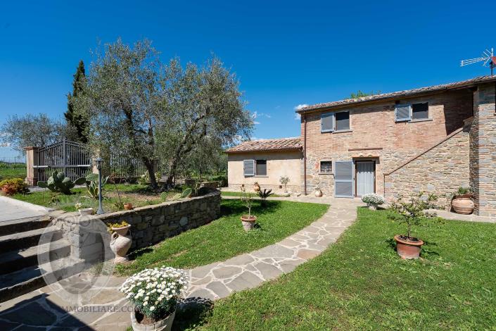 Image No.3-Ferme de 3 chambres à vendre à Cortona