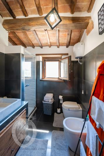 Image No.26-Ferme de 3 chambres à vendre à Cortona