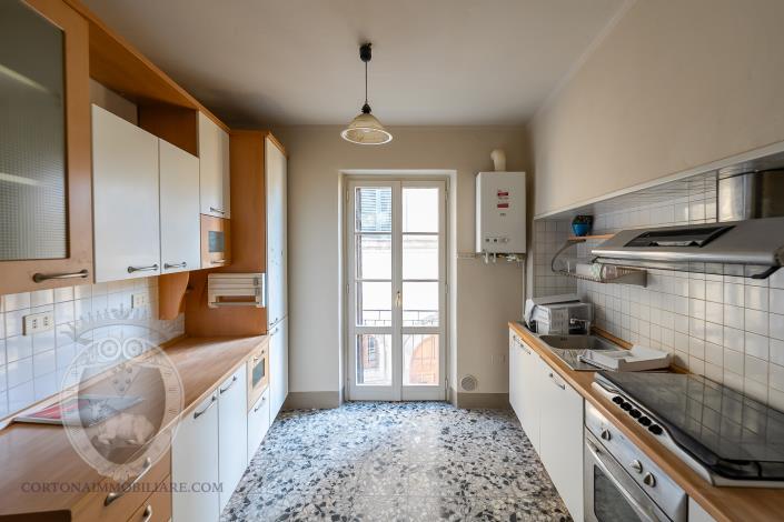 Image No.8-3 Bed Apartment for sale