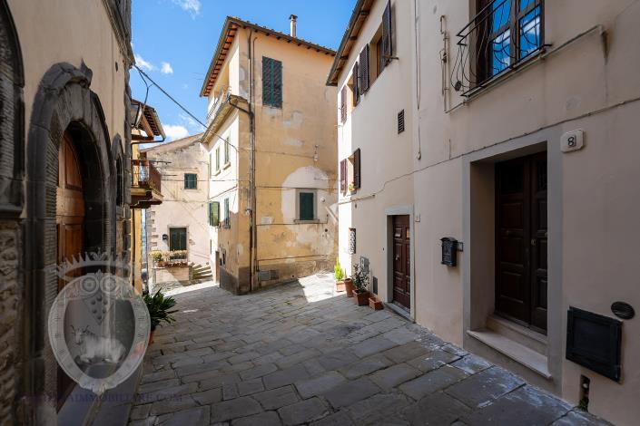 Image No.18-3 Bed Apartment for sale