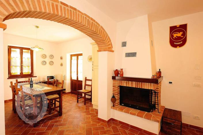 Image No.38-4 Bed Farmhouse for sale