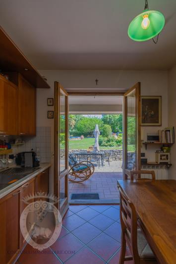 Image No.14-3 Bed Farmhouse for sale