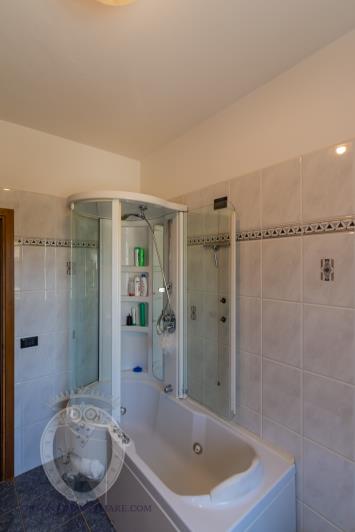 Image No.26-3 Bed Farmhouse for sale