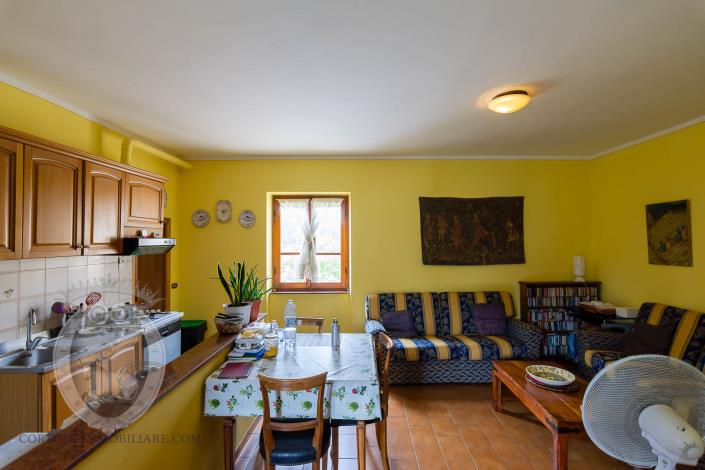 Image No.14-3 Bed Farmhouse for sale