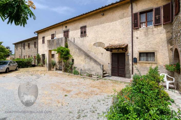 Image No.22-3 Bed Farmhouse for sale