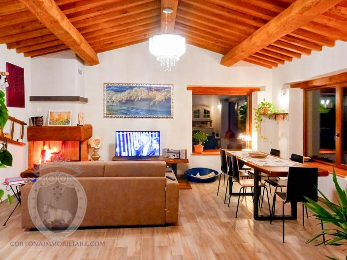 Image No.4-3 Bed Farmhouse for sale