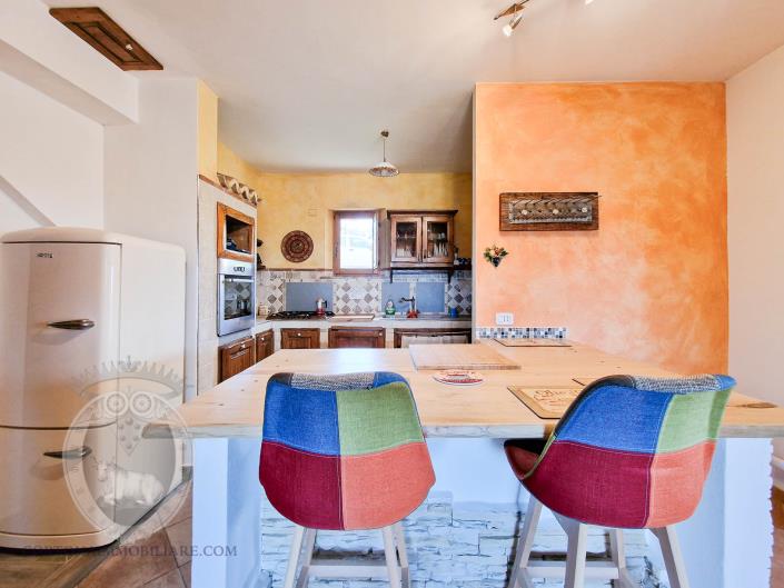 Image No.25-3 Bed Farmhouse for sale