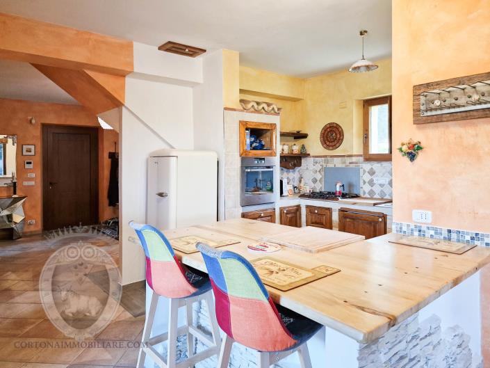 Image No.29-3 Bed Farmhouse for sale