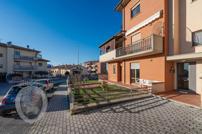 Image No.9-Appartement de 2 chambres à vendre à Cortona