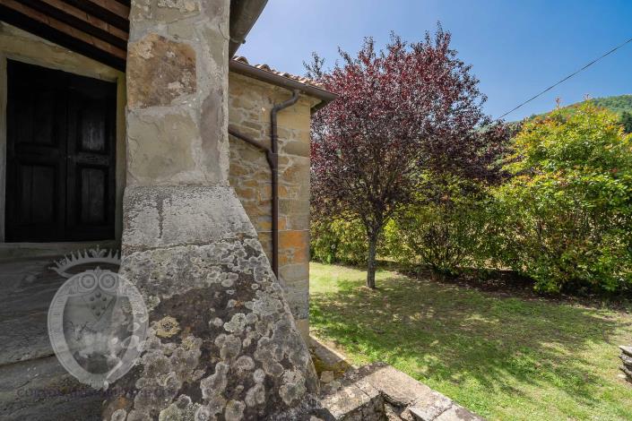 Image No.34-12 Bed Farmhouse for sale