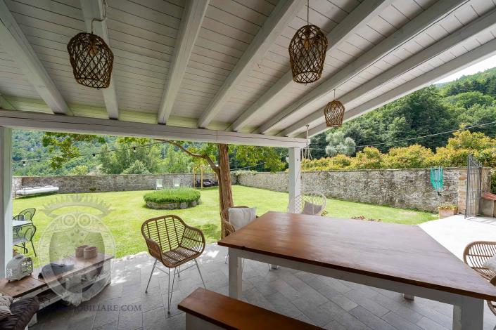 Image No.40-12 Bed Farmhouse for sale