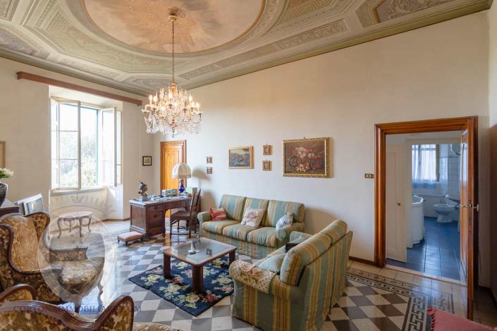 Image No.17-2 Bed Apartment for sale