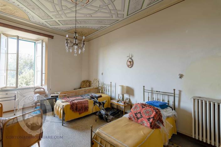 Image No.18-2 Bed Apartment for sale