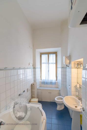 Image No.19-2 Bed Apartment for sale