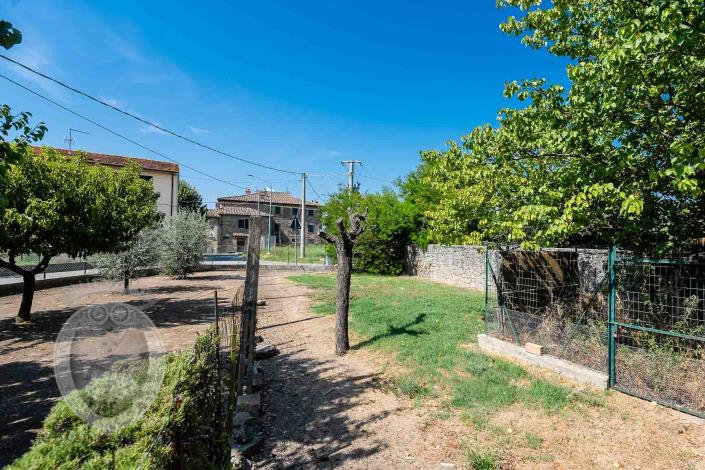 Image No.3-5 Bed Farmhouse for sale